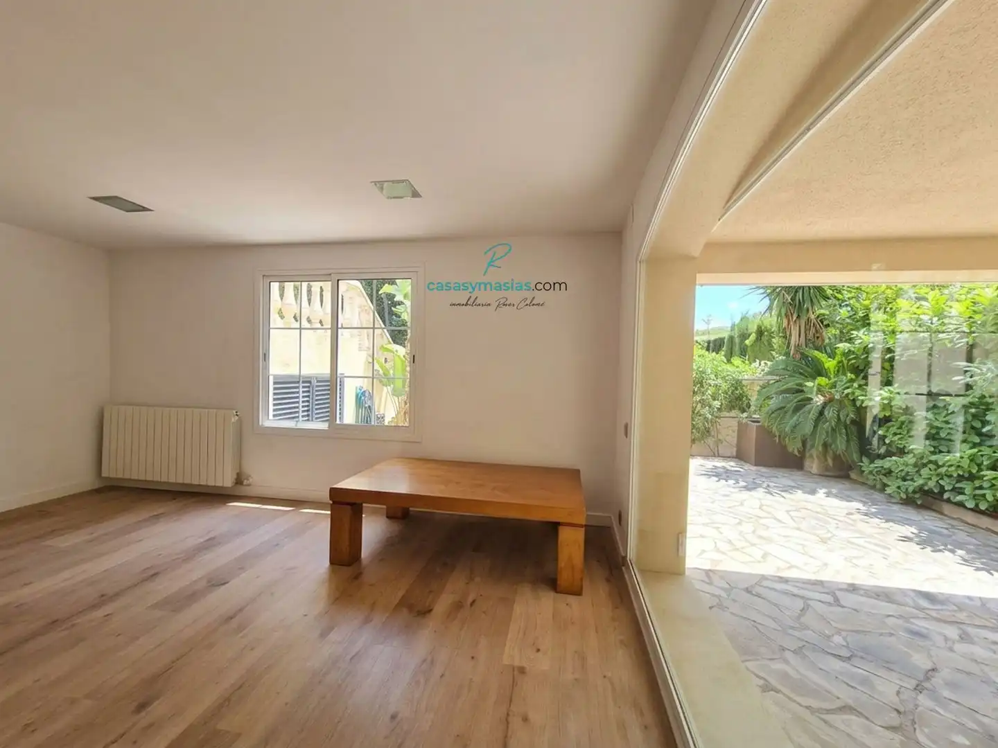 Sala d'estar de Casa o xalet en venda en Salou amb Aire condicionat, Calefacció i Jardí privat