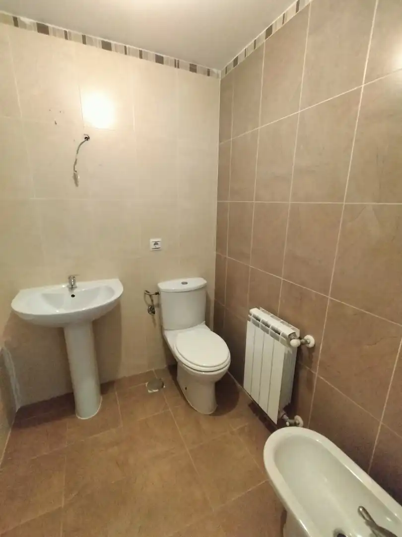 Badezimmer von Wohnung zur Miete in Collado Villalba mit Heizung, Parkett und Terrasse