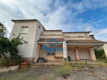 Casa con balcone in vendita a Fuensanta