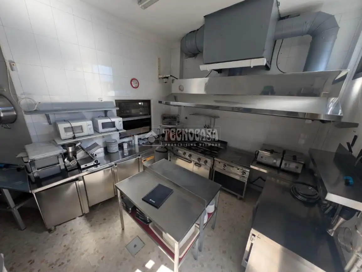Cocina de Local en venta en Jerez de la Frontera con Aire acondicionado, Calefacción y Terraza