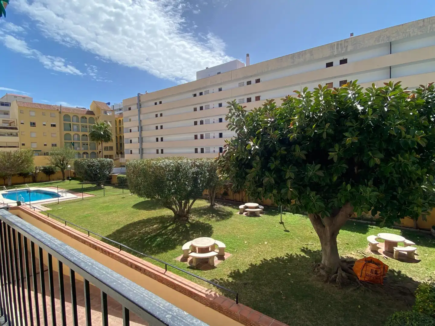 Exterior view of Flat for sale in Fuengirola  with Storage room and Community pool