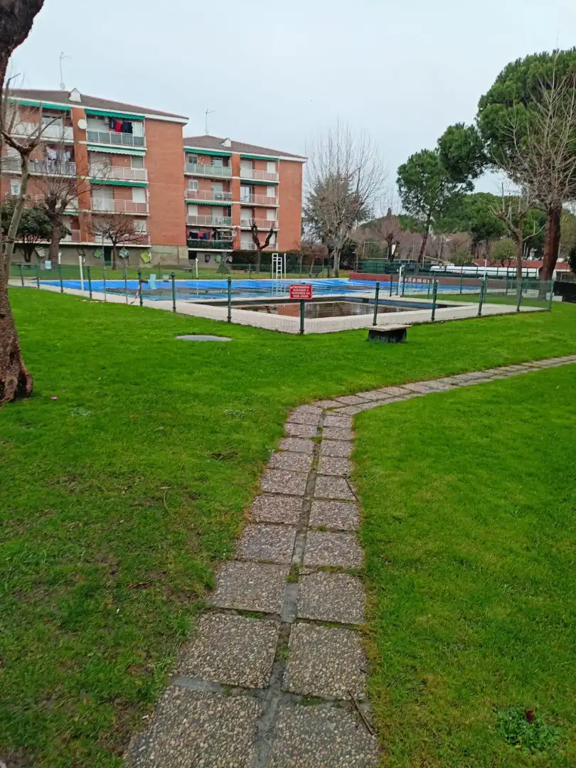 Schwimmbecken von Wohnung zum Verkauf in Chapinería mit Gemeinschaftspool