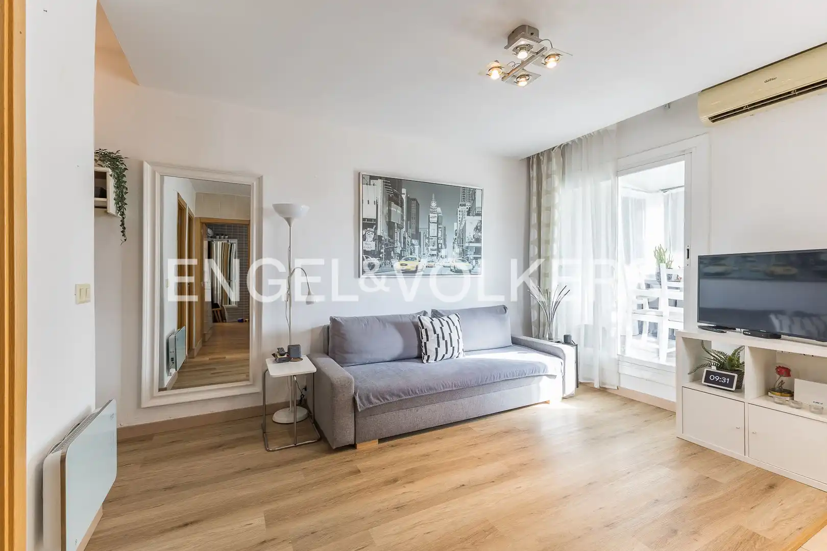 Sala de estar de Ático en venta en Barcelona con Aire acondicionado, Calefacción y Parquet