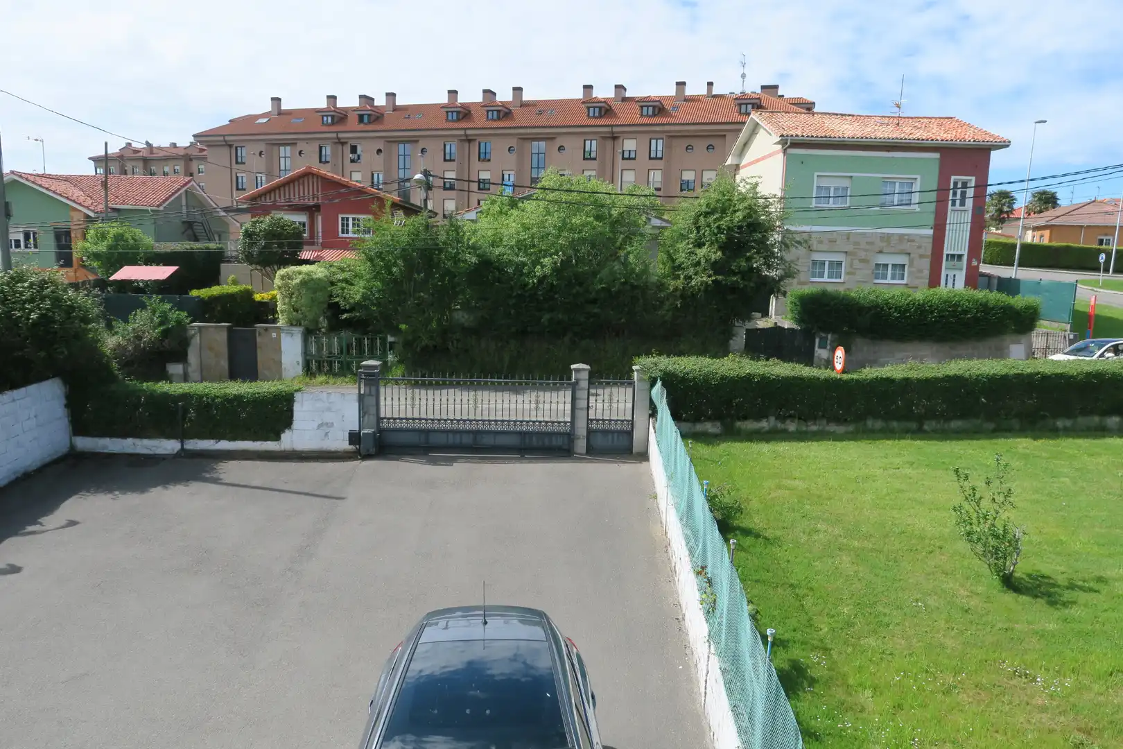 Parkplatz von Haus oder Chalet zum Verkauf in Avilés mit Heizung und Privatgarten