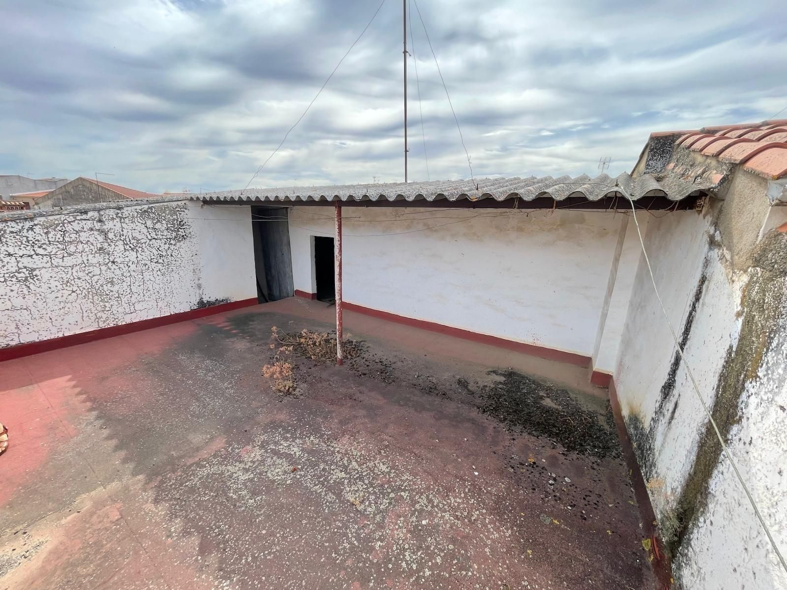 Exterior view of Planta baja for sale in Arroyo de la Luz  with Terrace and Storage room
