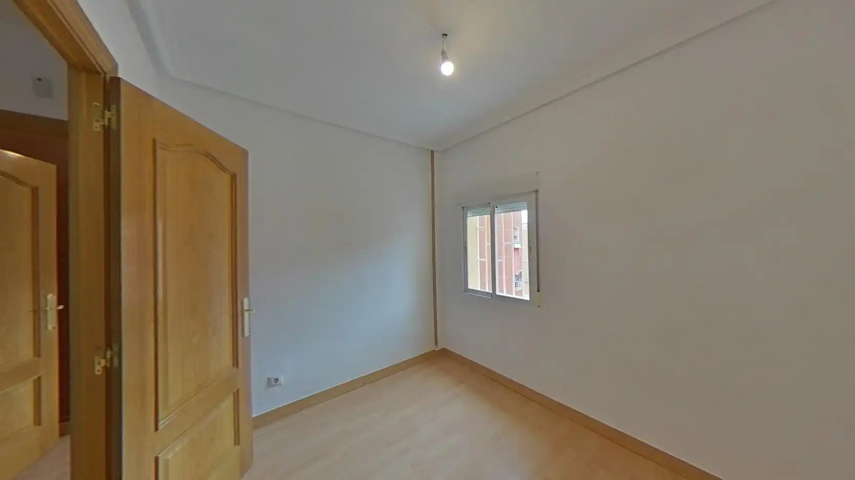 Flat for sale in C/ Sierra de Gredos , Zona Centro Joven