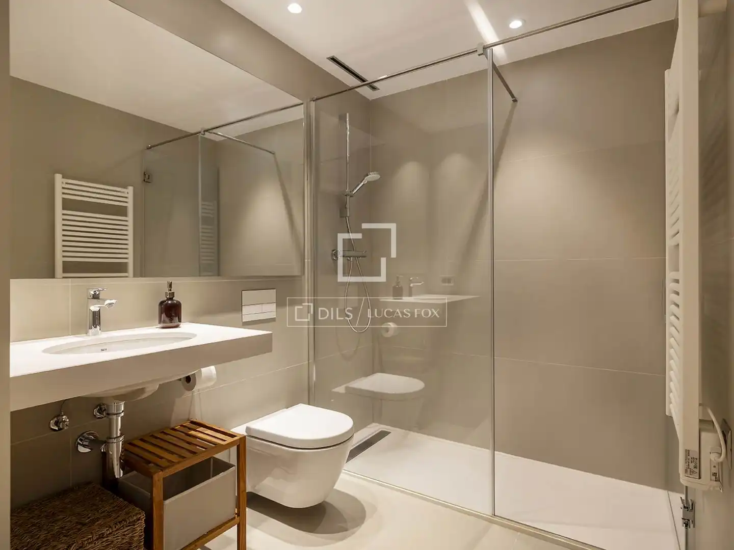Baño de Loft de alquiler en Barcelona con Aire acondicionado, Calefacción y Parquet