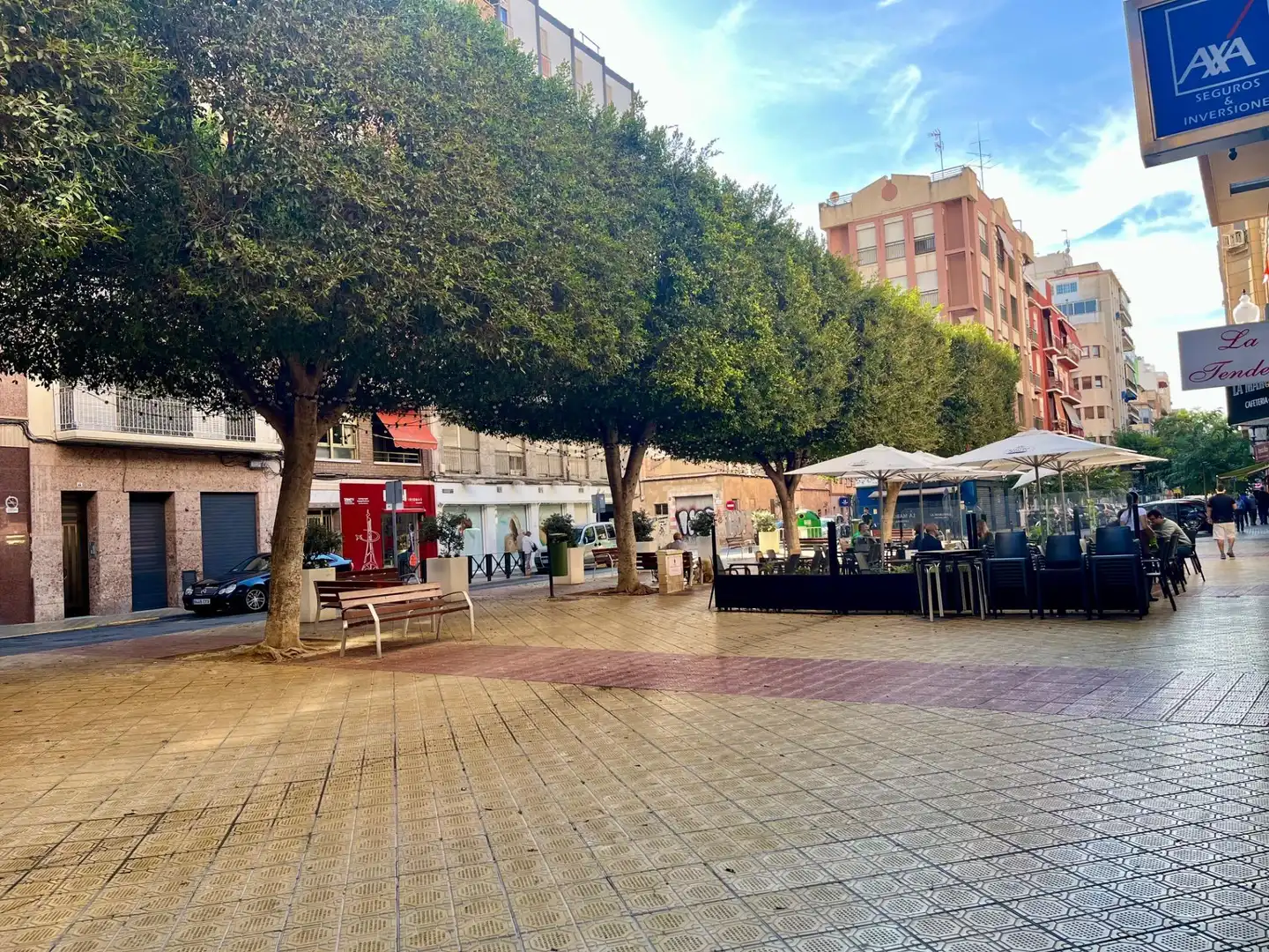 Außenansicht von Lagerraum zum Verkauf in Elche / Elx