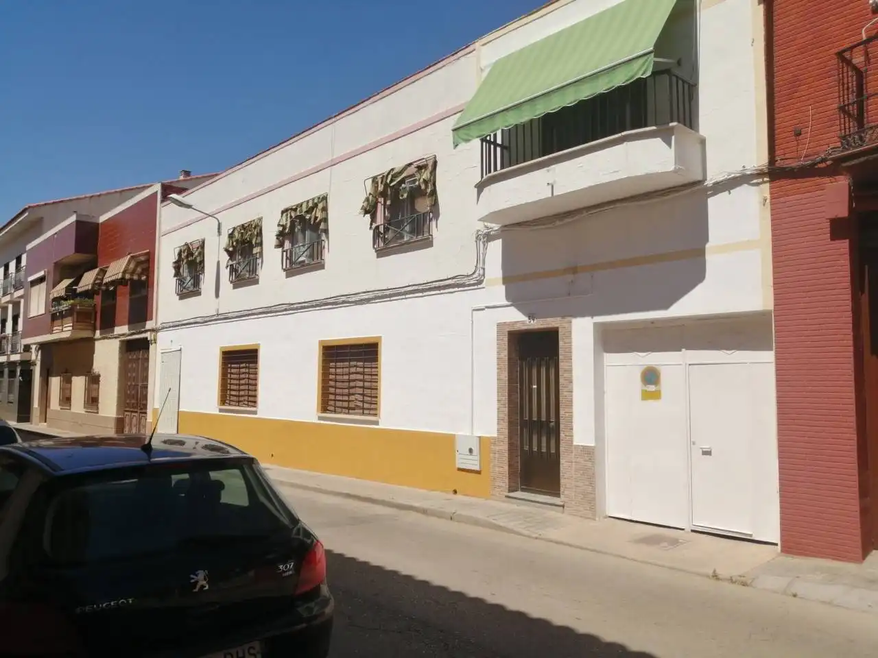 Haus mit Garten zum Verkauf in Calle Virgen de la Soledad
