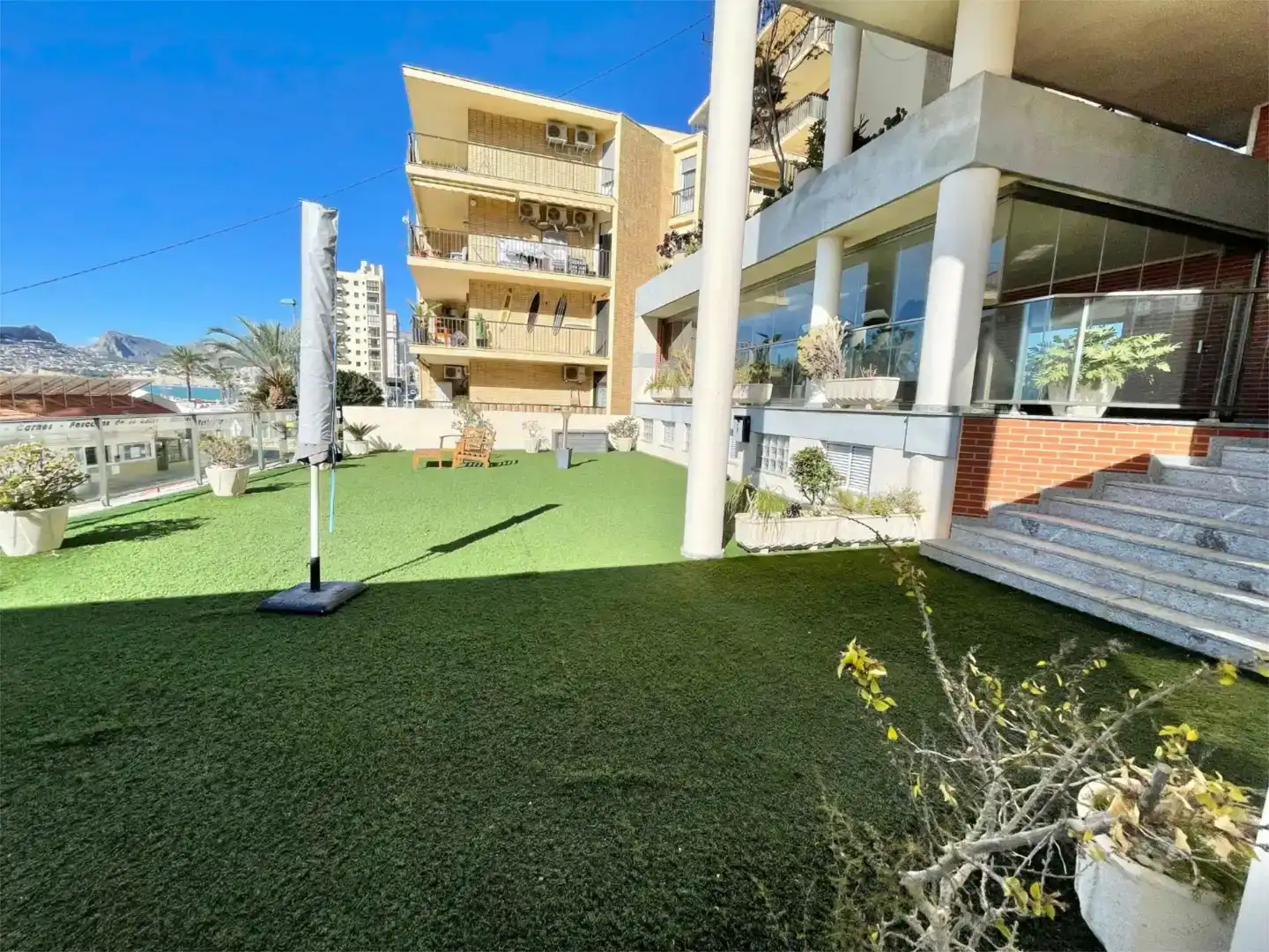 Terrasse von Wohnungen zur Miete in Calpe / Calp mit Klimaanlage, Schwimmbad und Balkon