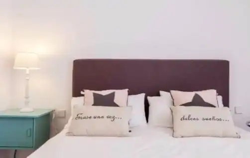 Schlafzimmer von Dachboden zur Miete in Alicante / Alacant mit Klimaanlage, Heizung und Möbliert