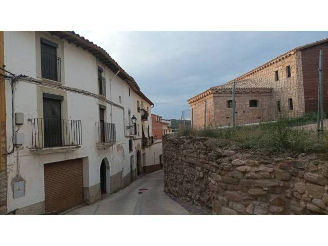 Casa-chalet en Venta en Calle San Sebastian en Benabarre