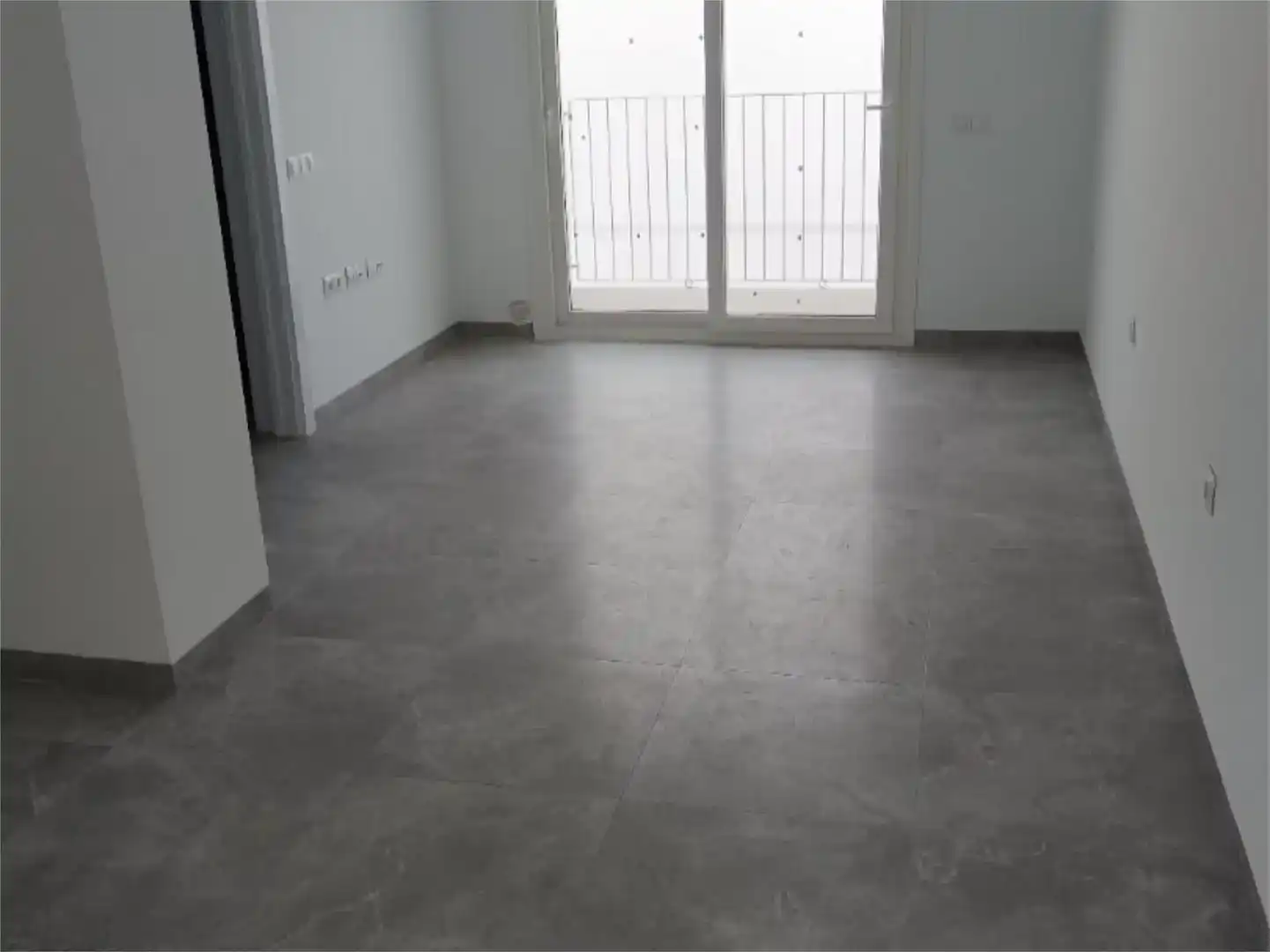Piso en venta en Conil de la Frontera con Balcón