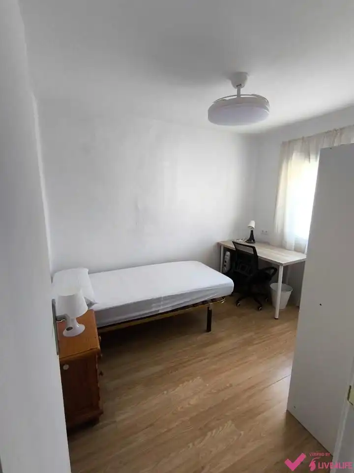 Flat to rent in Calle Maestro Moreno Torroba, imagen 6
