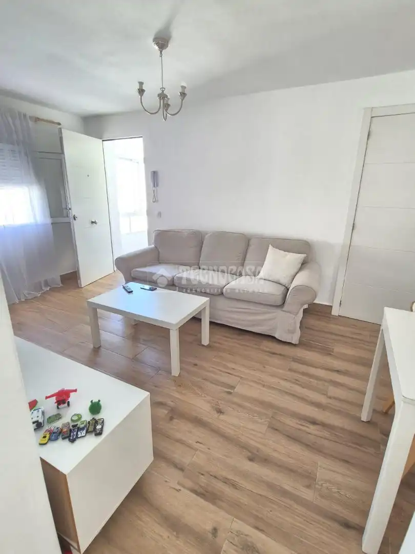 Wohnzimmer von Wohnung zum Verkauf in La Línea de la Concepción