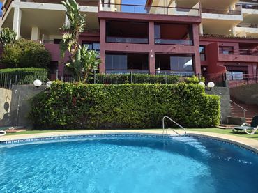 Appartement avec piscine à vendre à Pasaje Solsticio 45