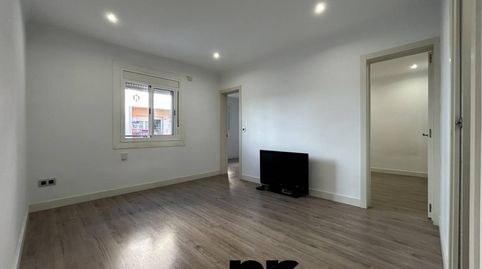 Foto 2 de Piso en venta en Can Clos - Pinetons, Ripollet