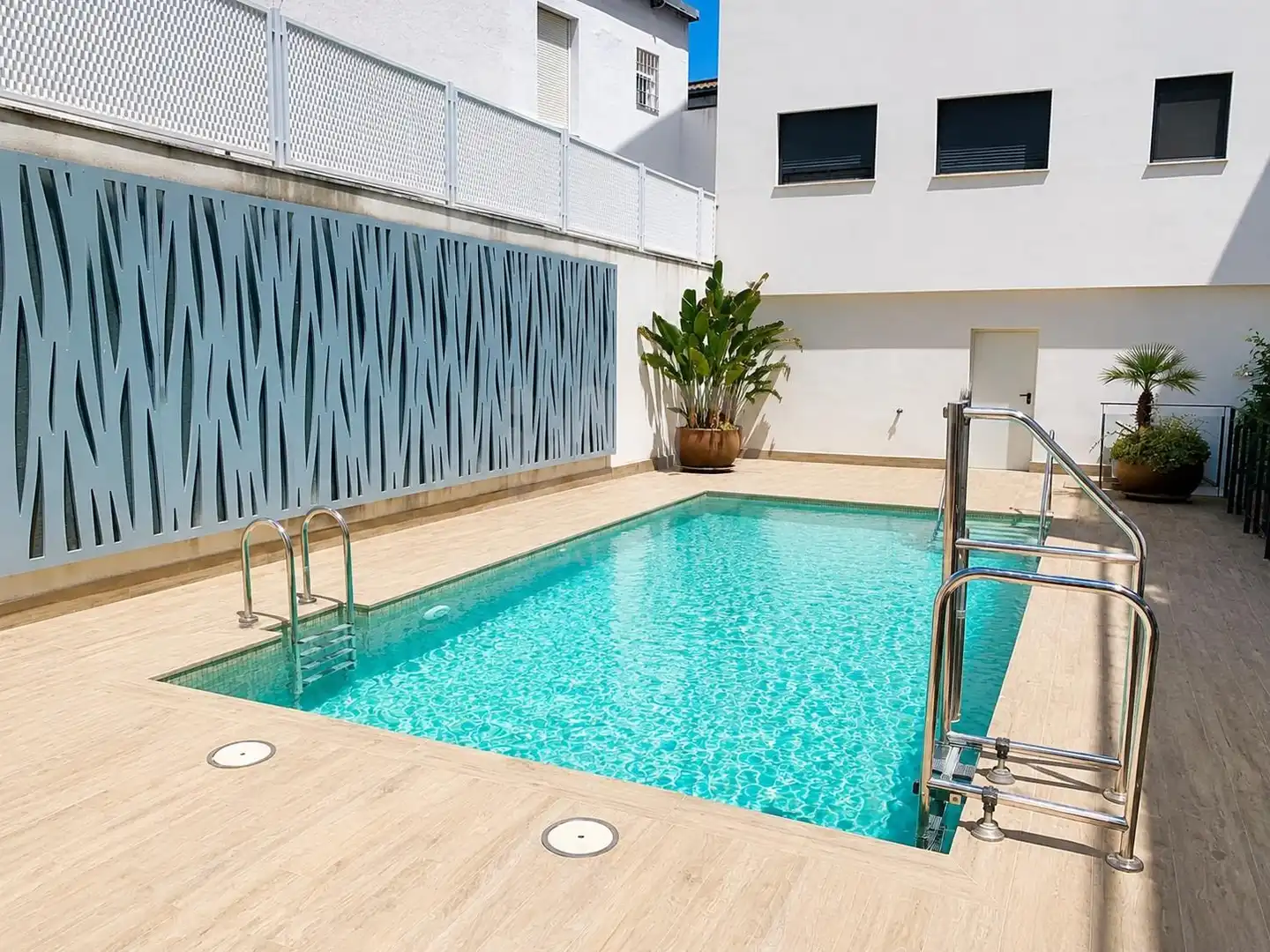 Piscina de Ático en venta en Sevilla con Aire acondicionado, Calefacción y Terraza