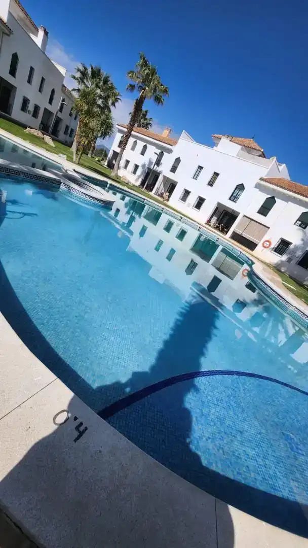 Piscina de Dúplex en venta en Iznalloz con Aire acondicionado