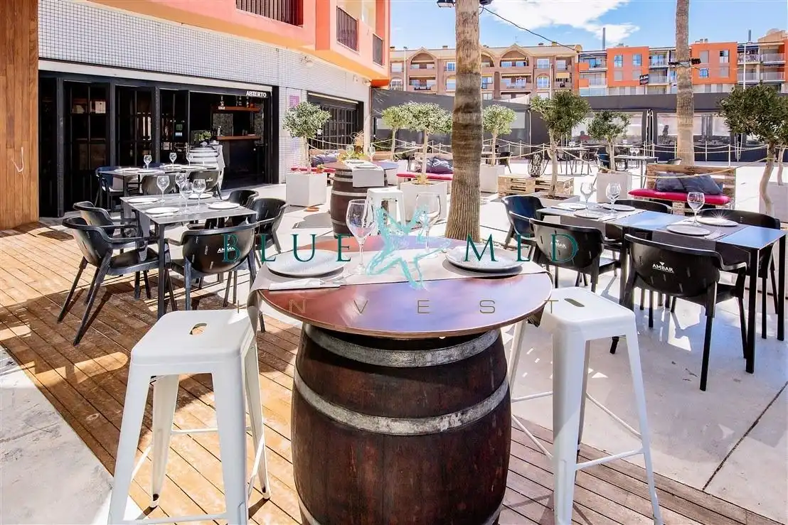 Terrassa de Local en venda en Mazarrón amb Aire condicionat i Moblat