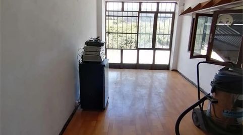 Foto 5 von Fabrikhallen zum Verkauf in Camín de la Cuesta, Veriña, Gijón