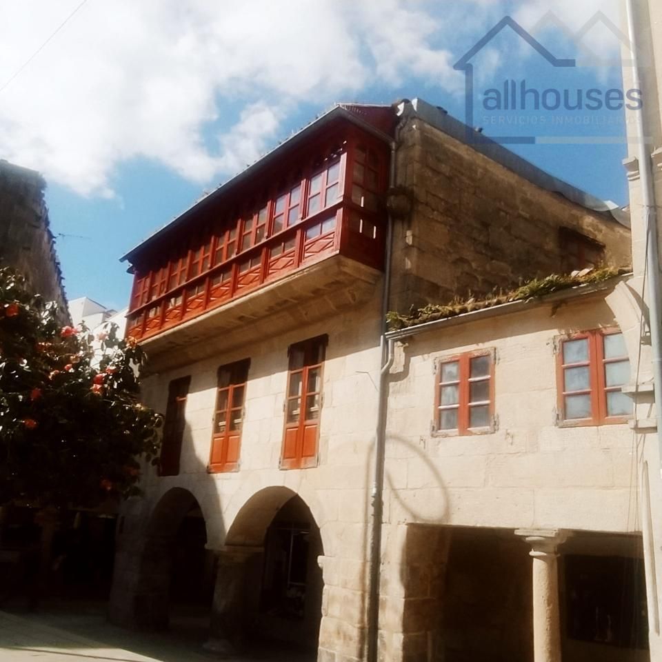Exterior view of House or chalet for sale in Pontevedra Capital   with Terrace, Storage room and Balcony