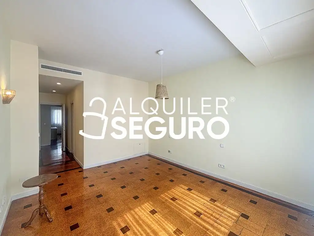 Piso con ascensor en alquiler en de Guzmán el Bueno, imagen 4