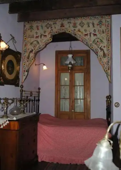 Casa adosada en venda en Sobrescobio amb Calefacció i Moblat