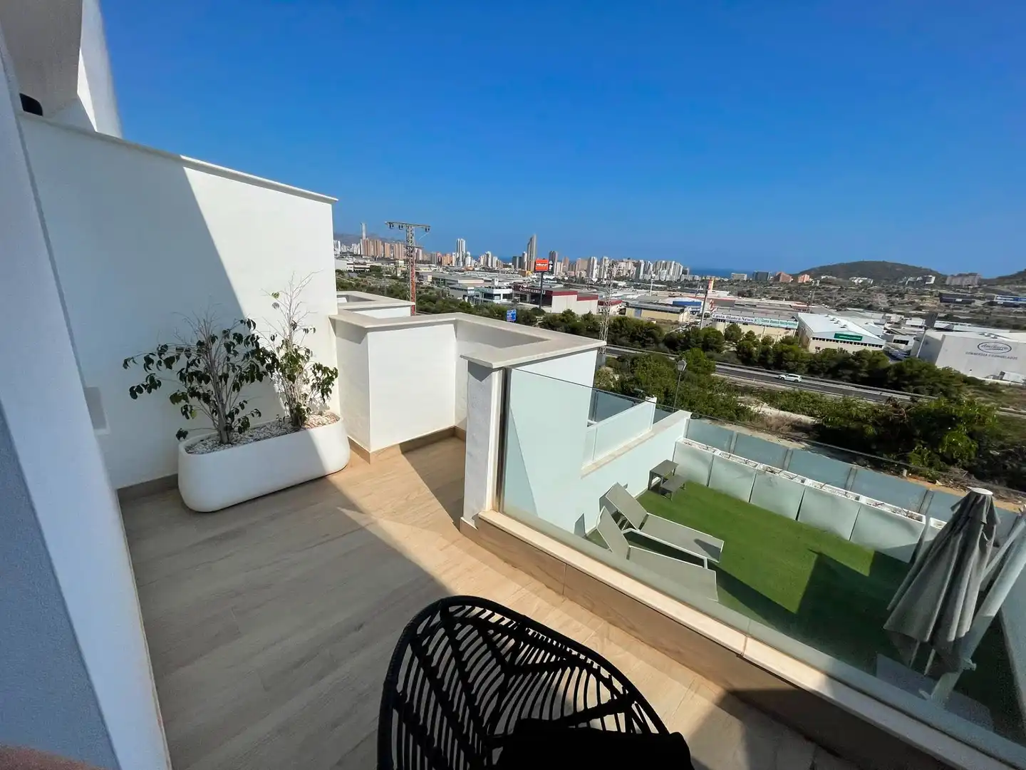 Duplex con piscina in vendita a Calle de Colombia 4, imagen 4