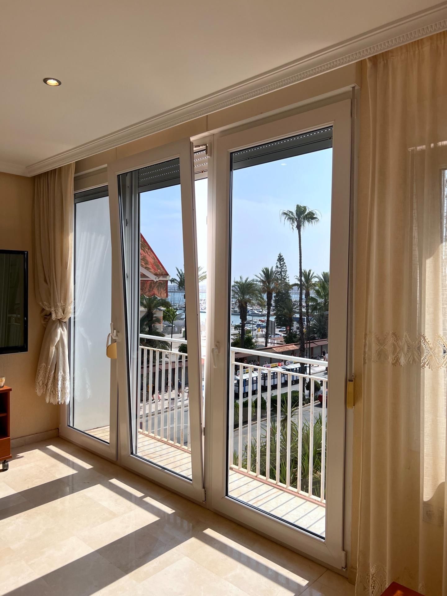Dormitori de Dúplex en venda en Torrevieja amb Balcó