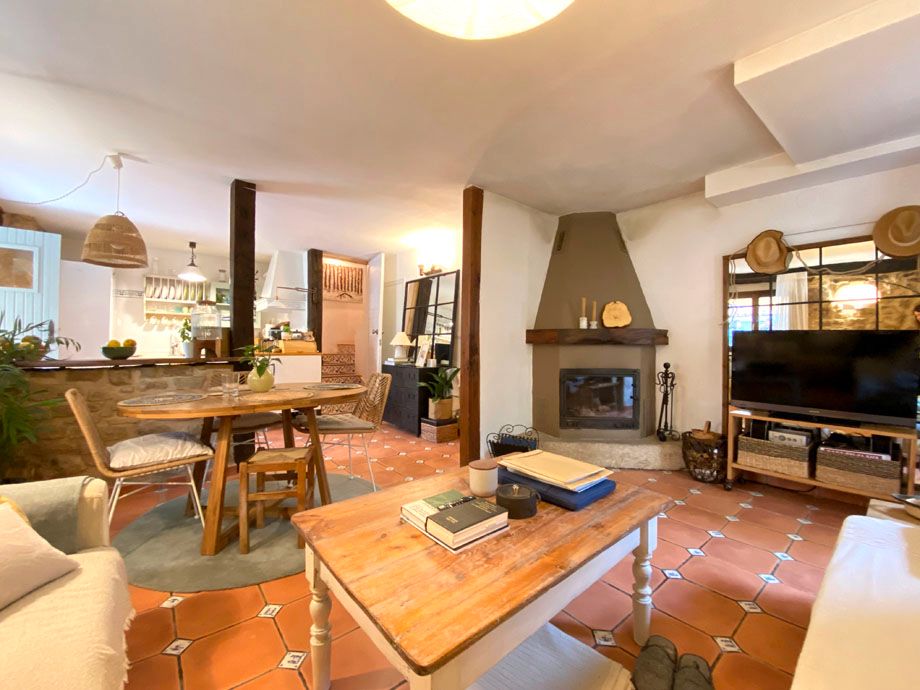 Living room of House or chalet for sale in Condado de Treviño  with Heating, Private garden and Terrace