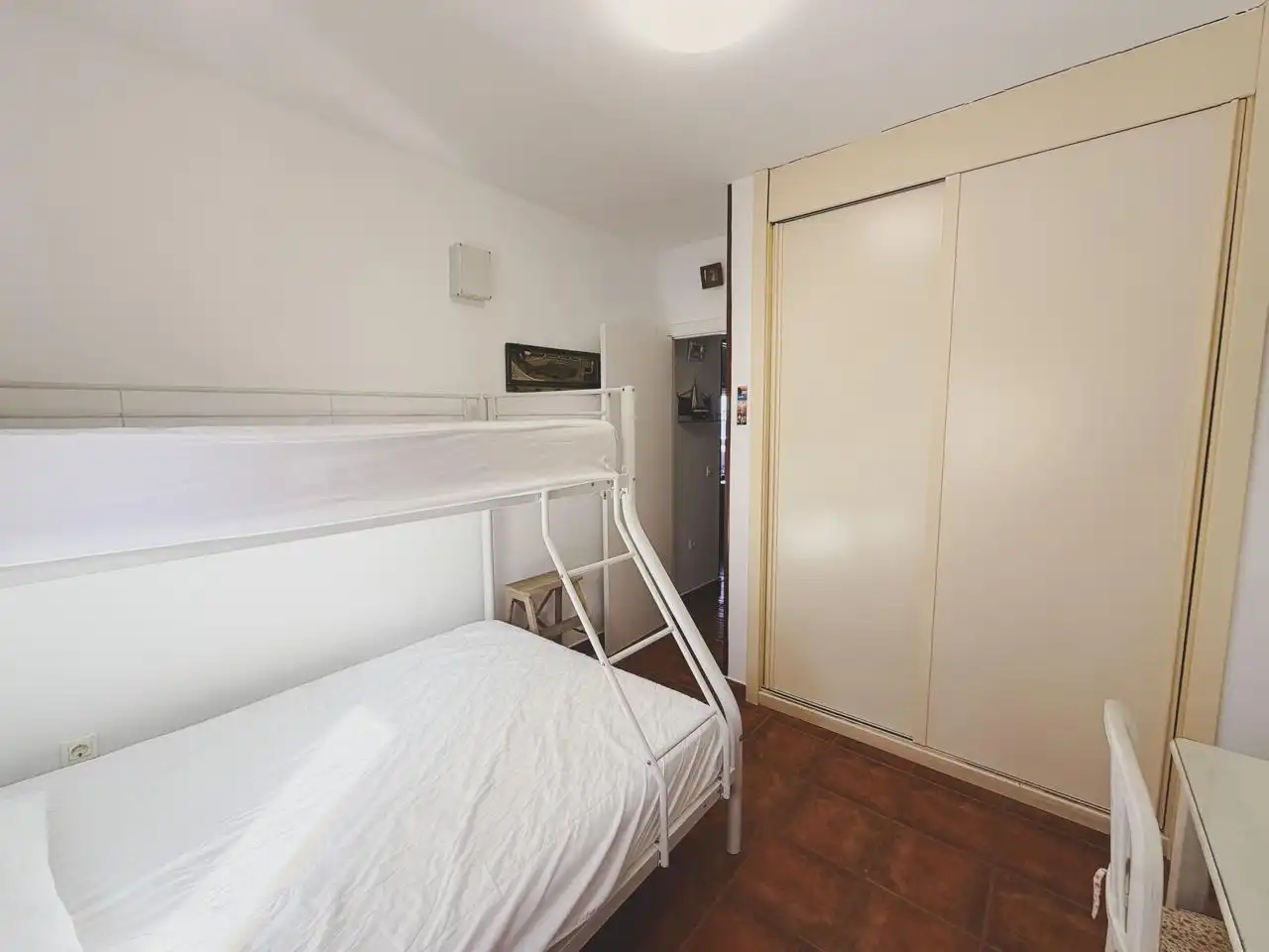 Bedroom of Flat for sale in Zahara de los Atunes  with Air Conditioner, Terrace and Furnished