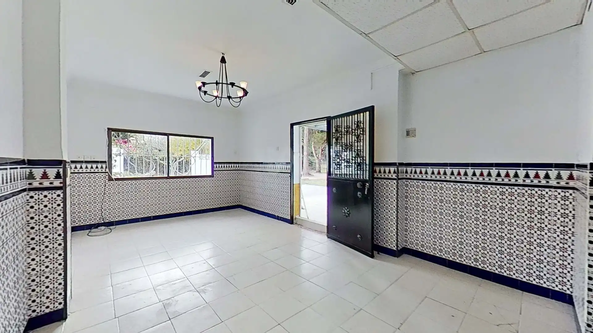 Houses for sale in Rota  with Air Conditioner, Heating and Terrace