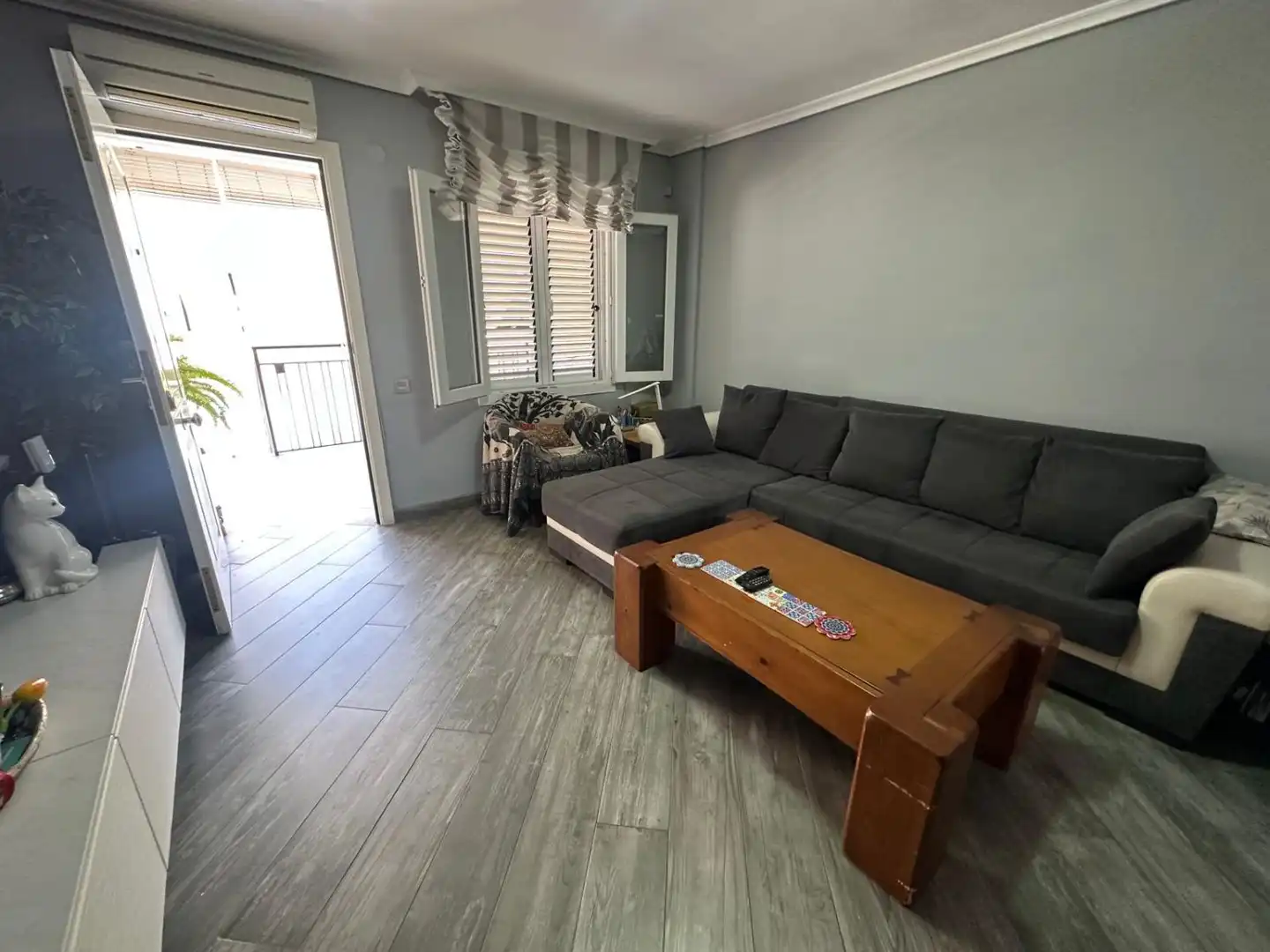 Sala d'estar de Casa adosada en venda en Benicasim / Benicàssim amb Aire condicionat, Calefacció i Terrassa