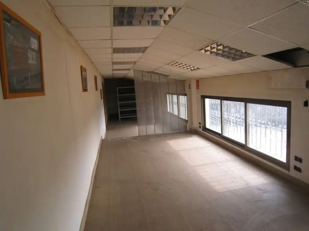 Fabrikhallen zum Verkauf in Calle ALMALAFA, El Grao