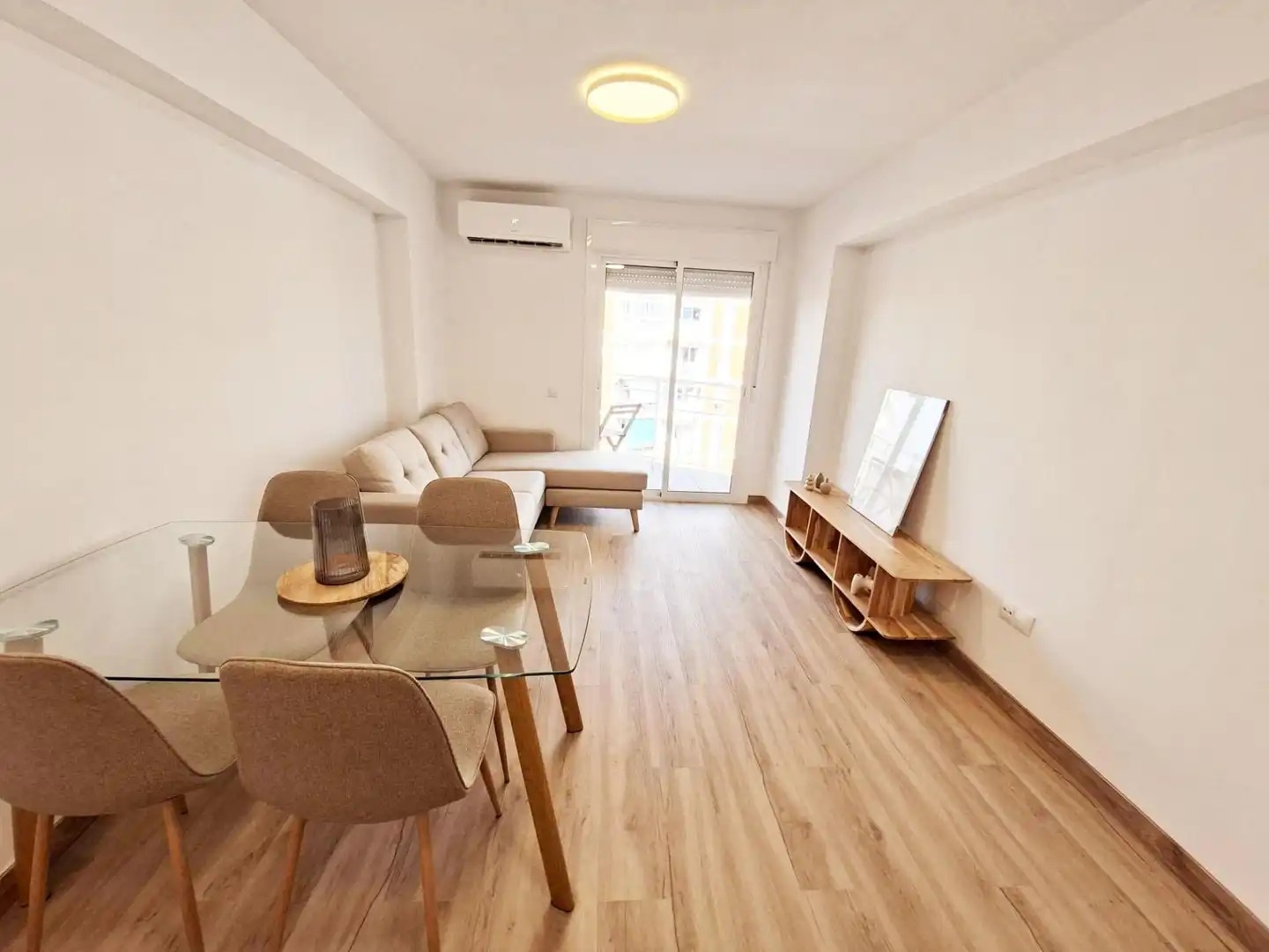 Flat with pool for sale in Calle LUIS VIVES, imagen 3