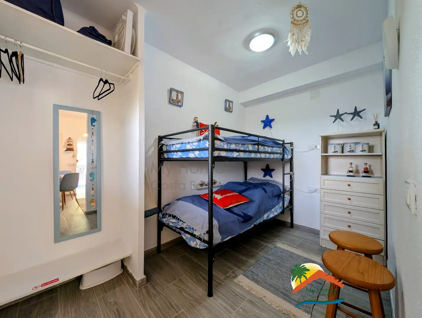 Dormitori de Casa o xalet en venda en Lloret de Mar amb Jardí privat, Terrassa i Piscina