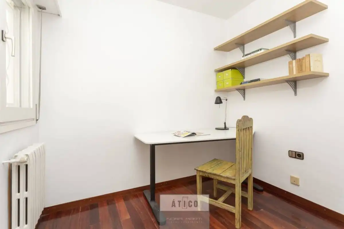 Dachboden zur Miete in Vila de Gràcia