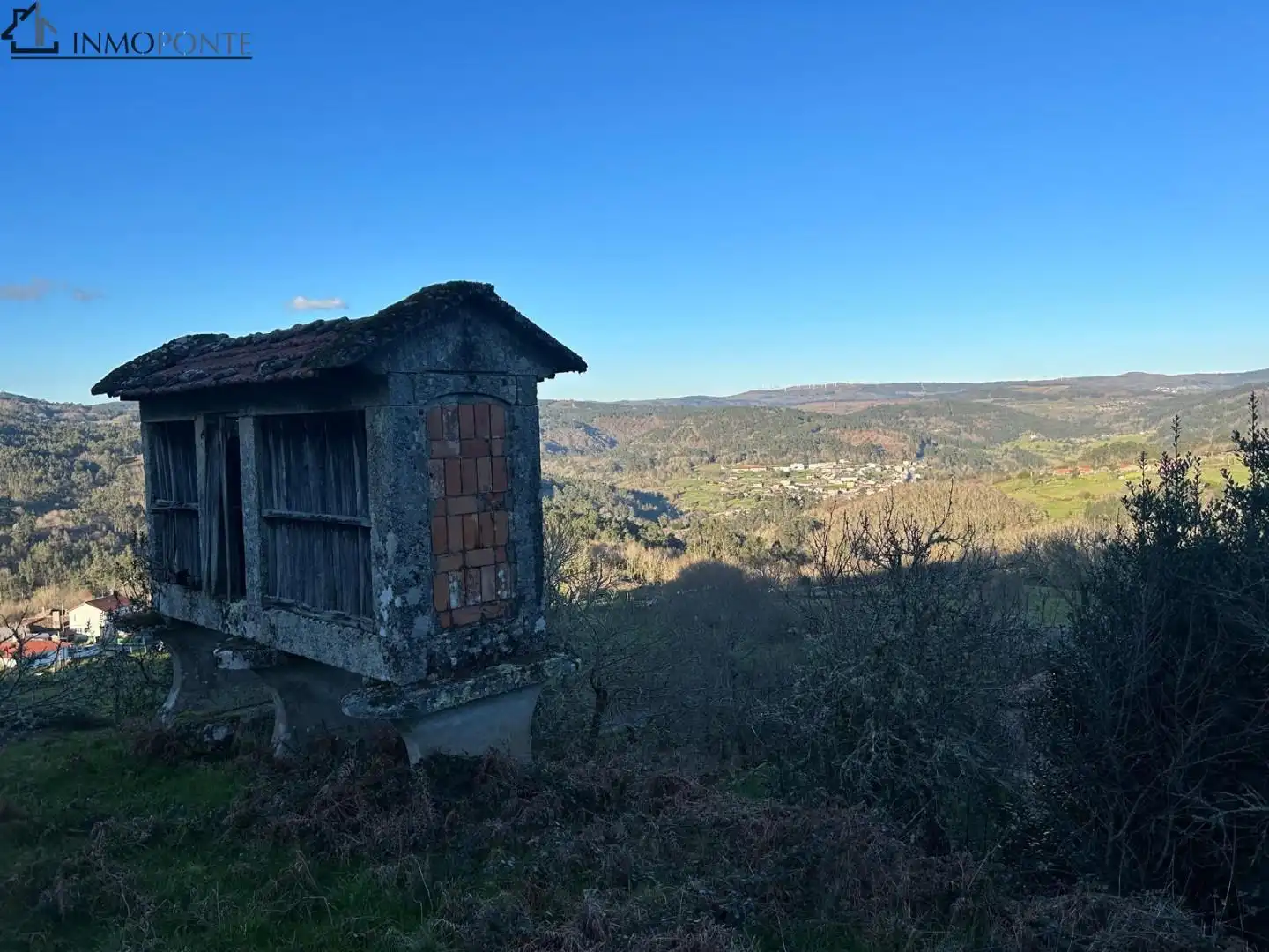 Vista exterior de Casa o xalet en venda en Cerdedo amb Jardí privat i Traster