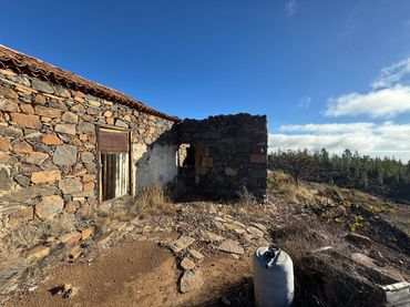 Casa rústica amb jardí en venda a El Salto