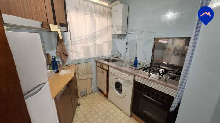 Kitchen of Flat for sale in  Madrid Capital  with Air Conditioner, Heating and Furnished