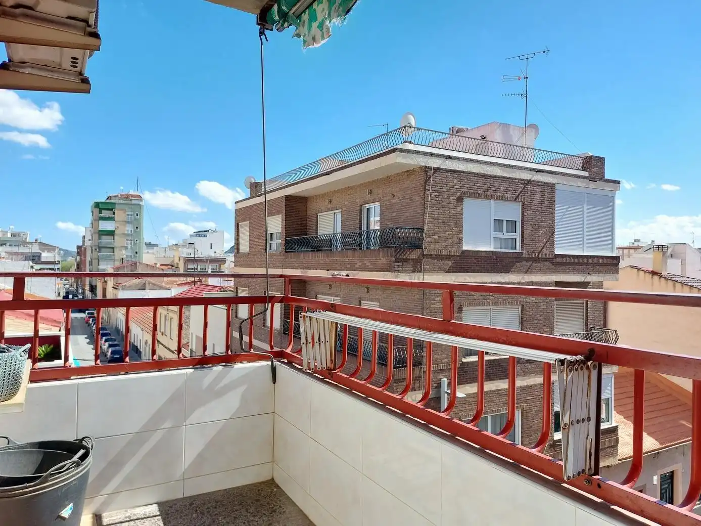 Vista exterior de Piso en venta en Elda con Aire acondicionado y Terraza