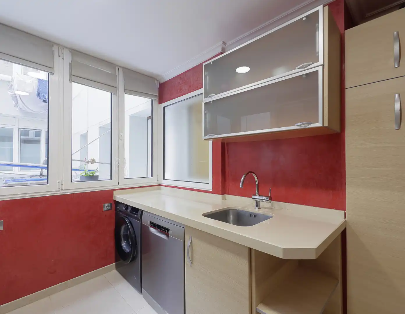 Kitchen of Flat for sale in Gijón   with Heating, Parquet flooring and Terrace