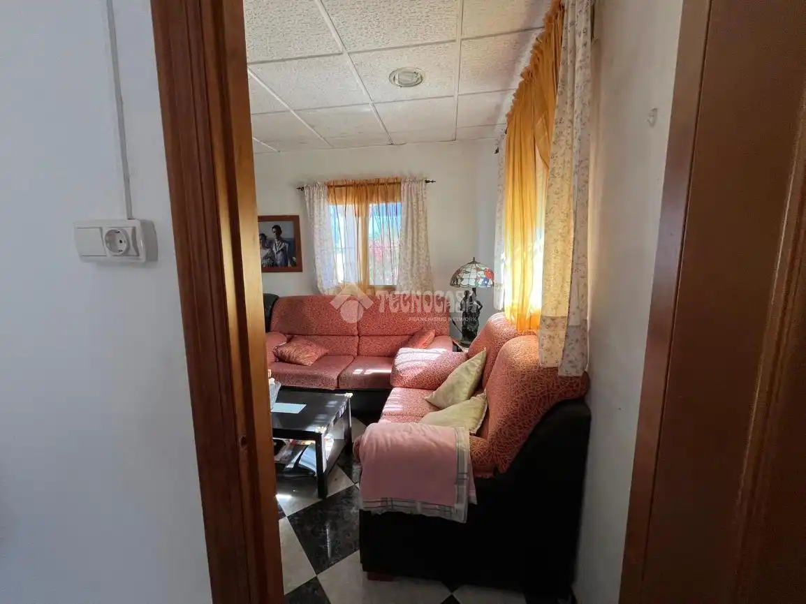 Sala d'estar de Finca rústica en venda en Chiclana de la Frontera amb Terrassa i Moblat