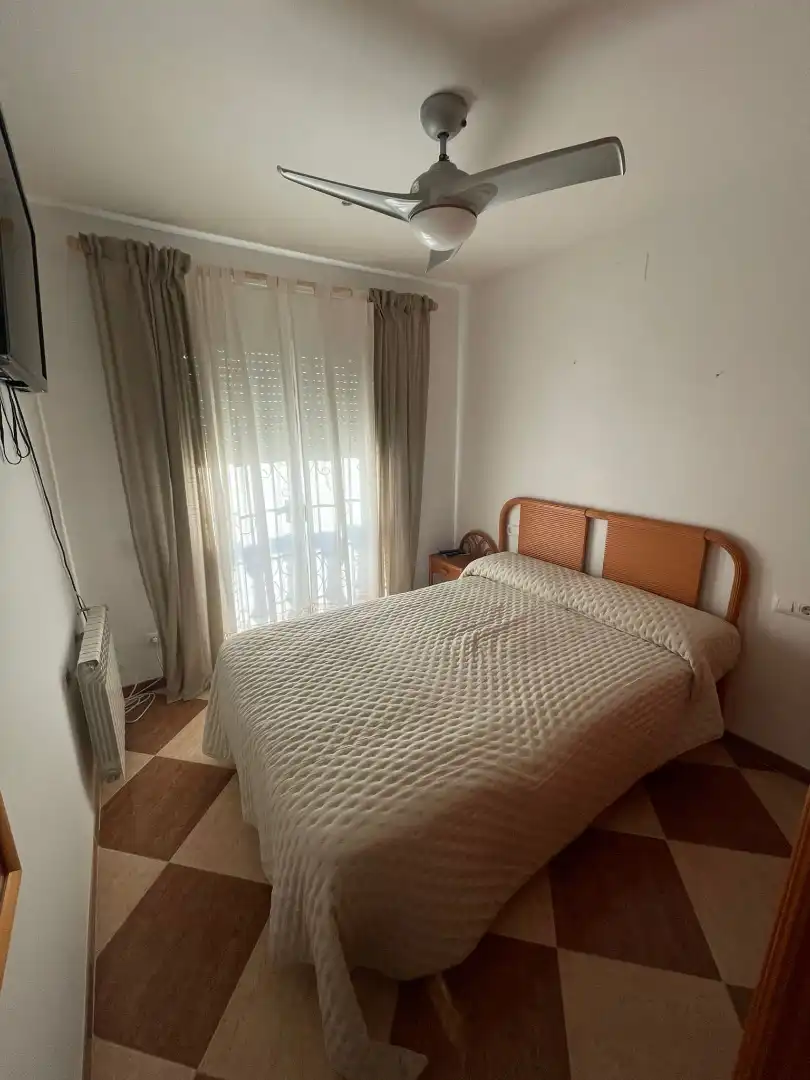 Casa a schiera con terrazza in vendita a Carrer Illes Canaries, imagen 9