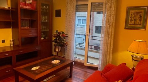 Foto 2 de Piso en venta en Azeta - Abatxolo, Portugalete