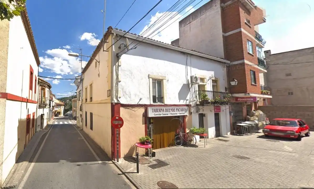 Außenansicht von Residential zum Verkauf in Robledo de Chavela