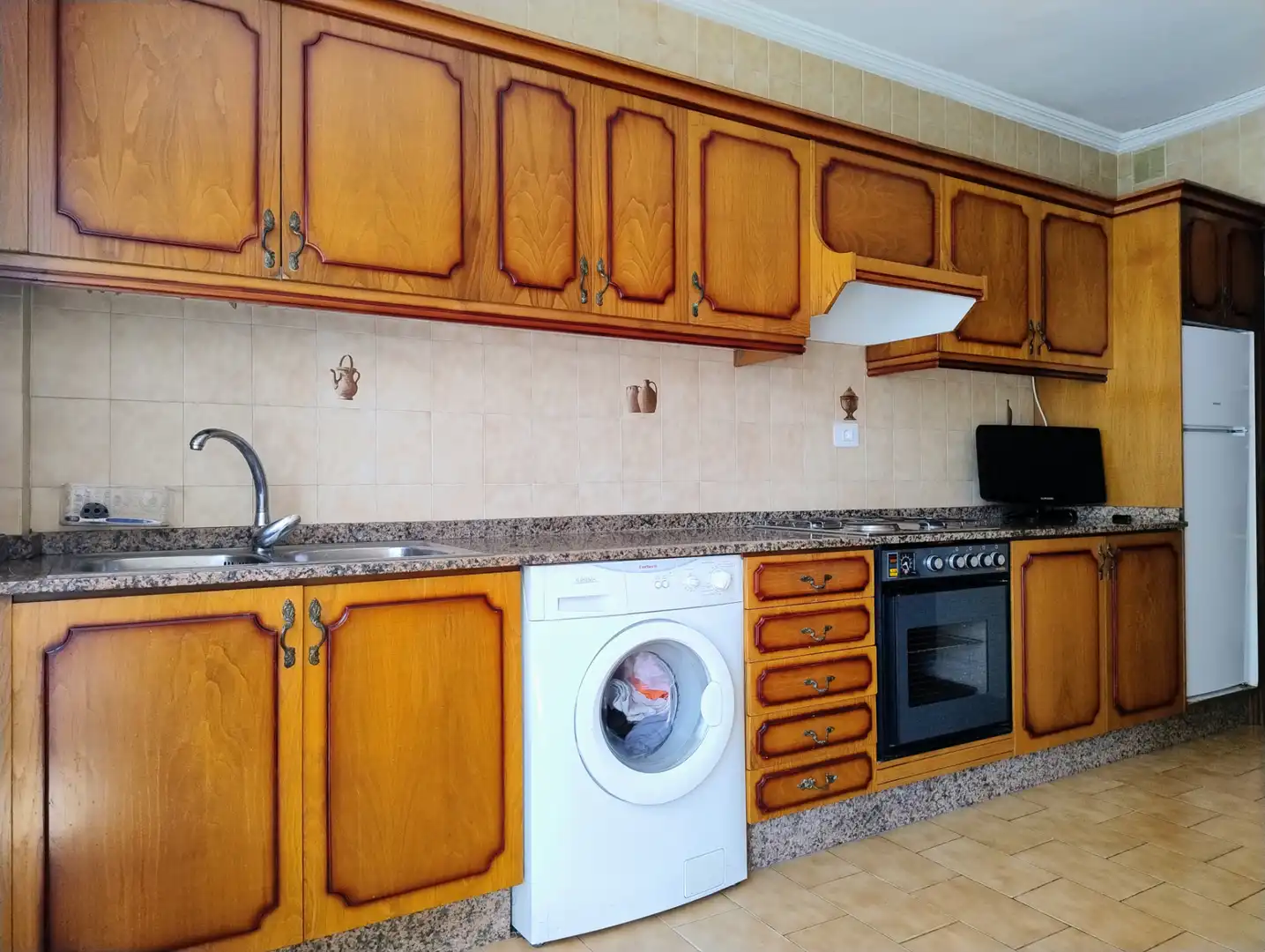 Cocina de Piso en venta en Lugo con Terraza, Trastero y Amueblado