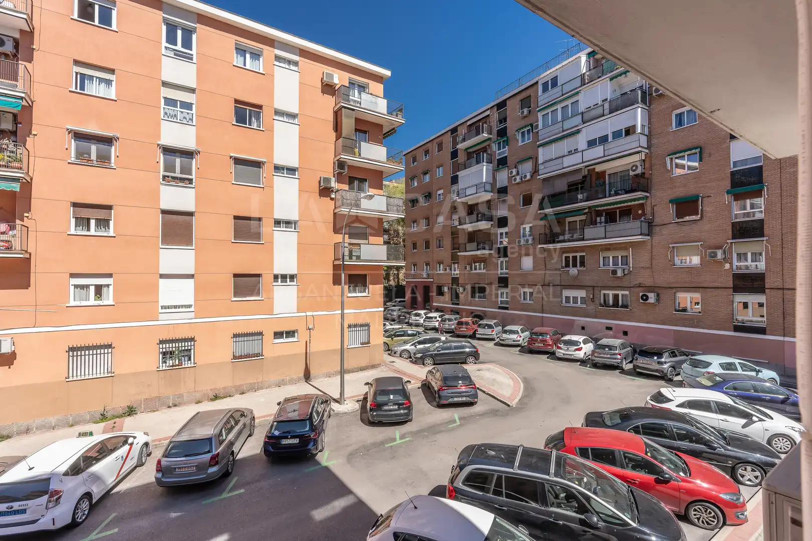 Vista exterior de Piso en venta en Madrid con Calefacción y Trastero