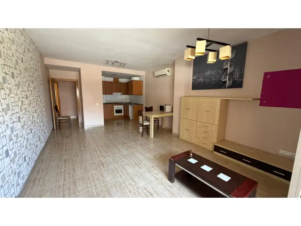 Piso con ascensor en venta en Calle Mont-Roig